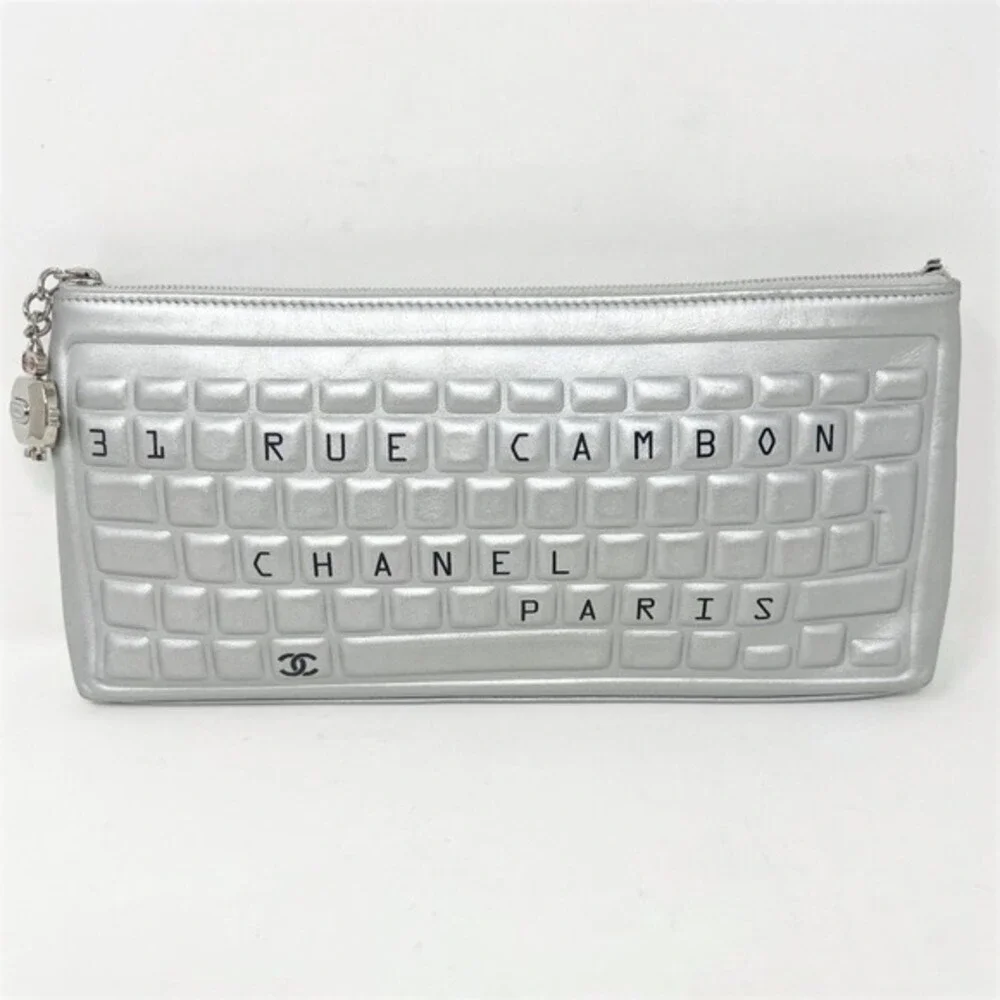 Chanel Silver Keyboard Clutch Robot Charm Lambskin 2017‎